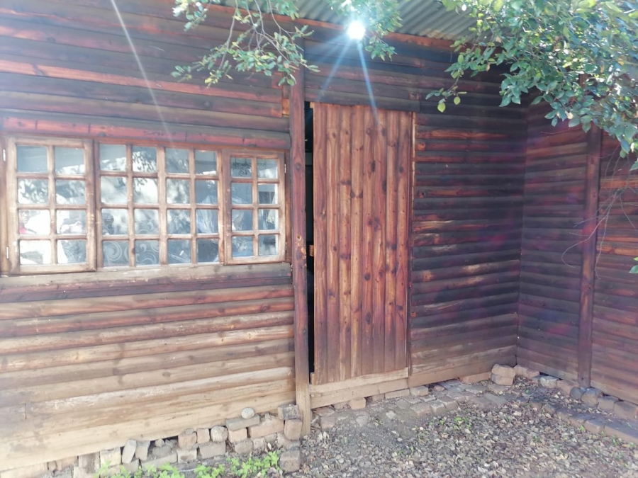 5 Bedroom Property for Sale in Brandwag Free State